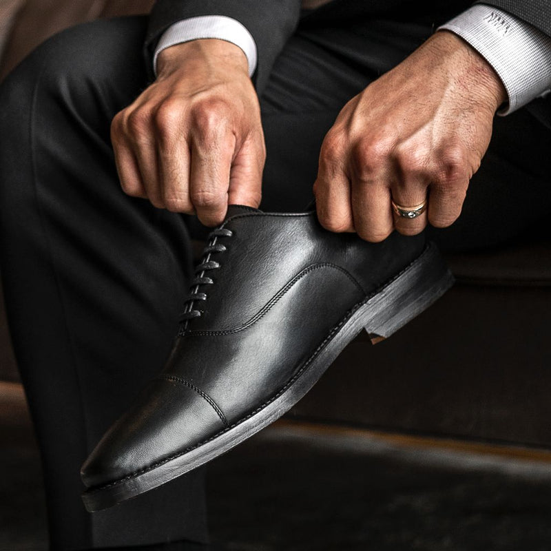 Executive | Black