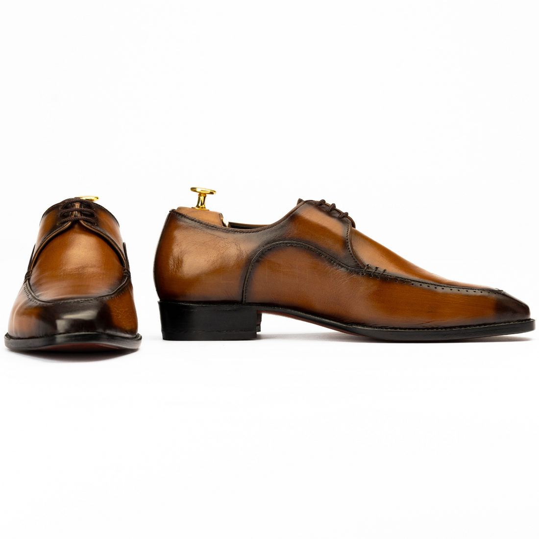 The Yardley | Tan Brown Patina