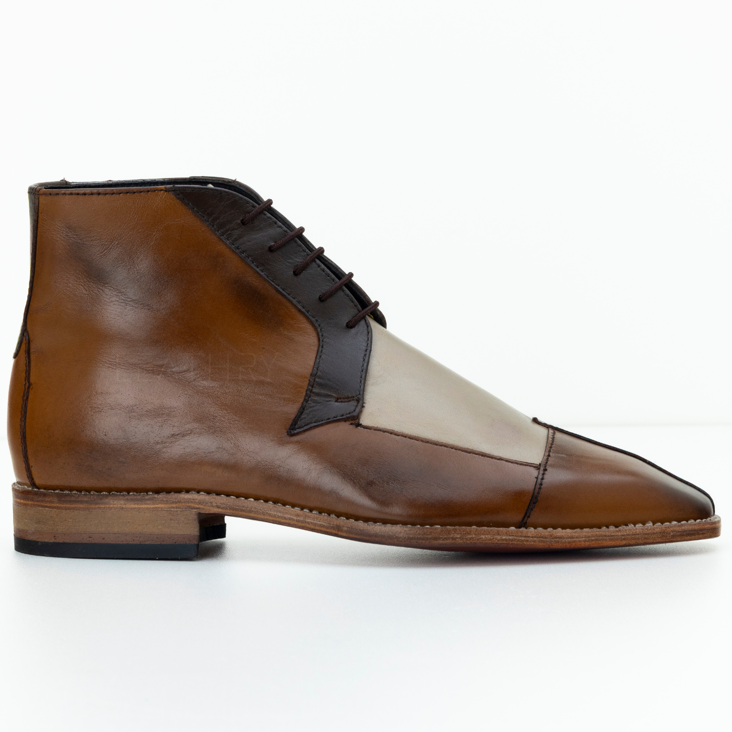 The Meyer | Tri-Tone Chukka Boots