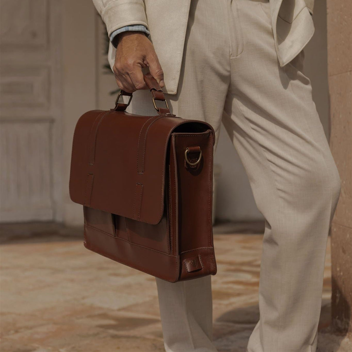 Jefferson Messenger Bag | Mahogany